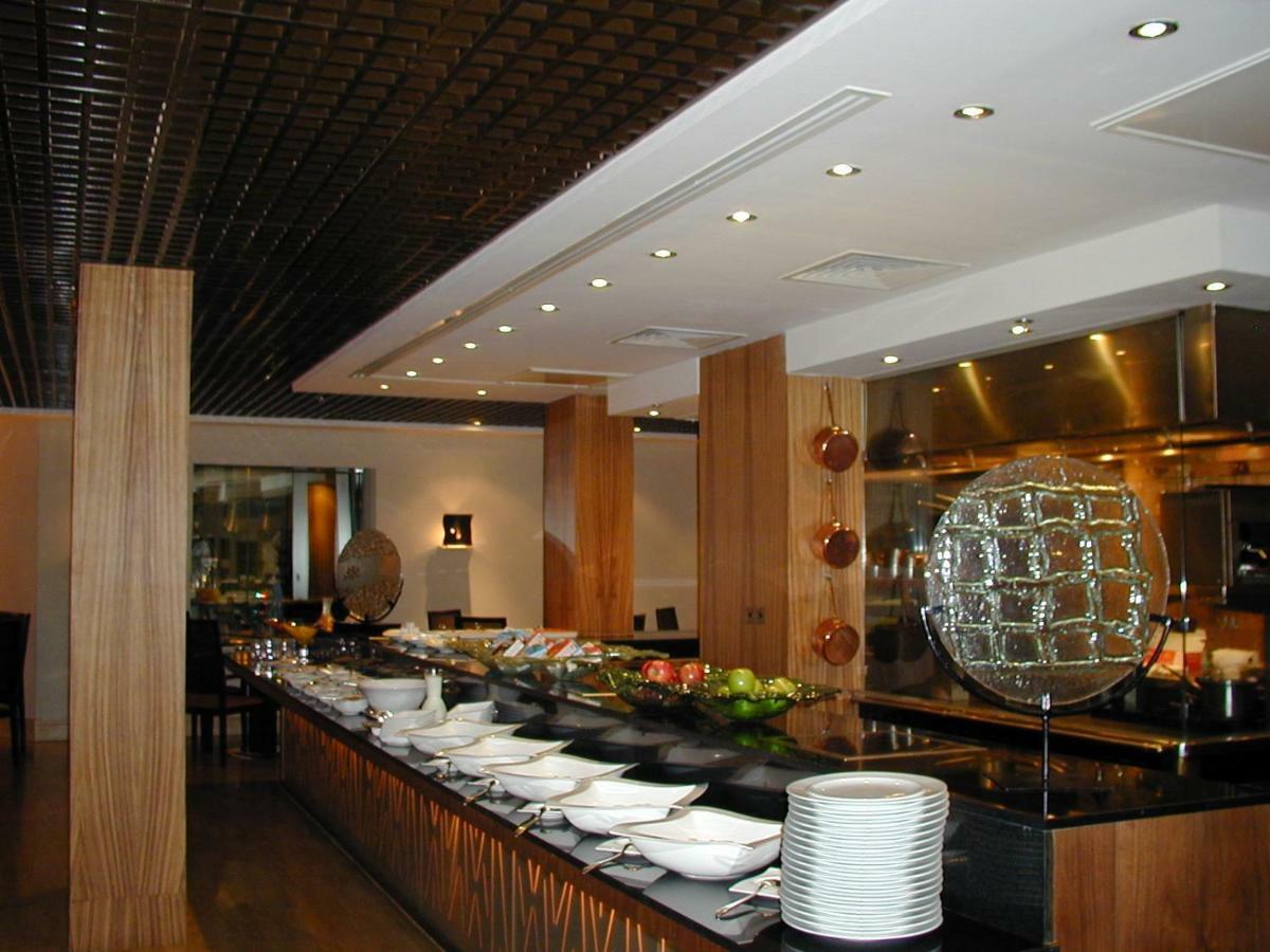 Le Royal Tower Kuwait City Exterior foto